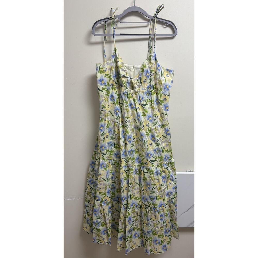 ASTR The Label Cream Blue Floral Tiered Midi Dress Tie Straps‎ Cotton L